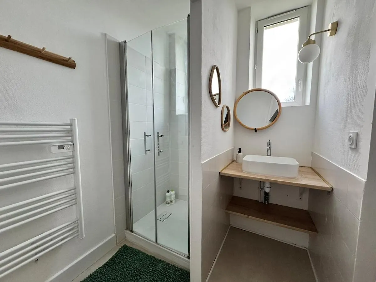 Loustal D Henri 3 Chambres Luc
